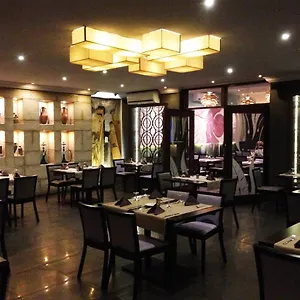 & Restaurant Farid Hotel